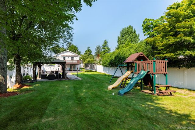 1704 Paine Street, Yorktown Heights, NY 10598