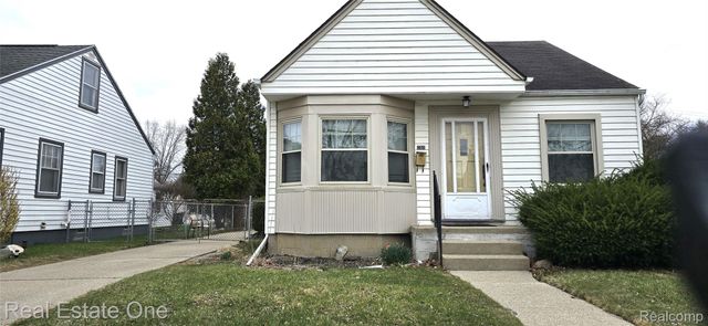 23111 CLEVELAND Street, Dearborn, MI 48124