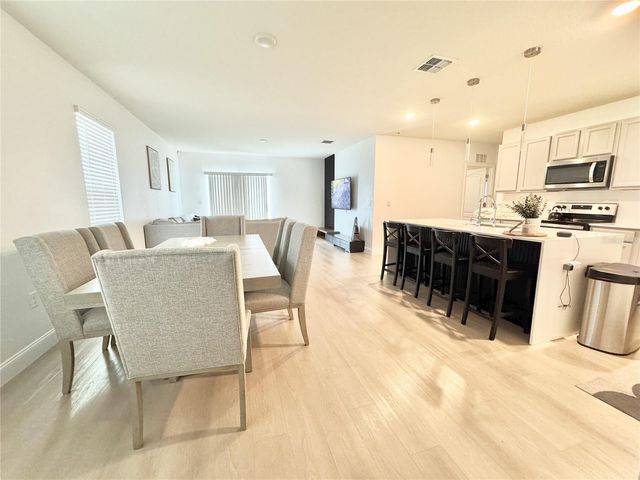 1388 BERRY LN, Davenport, FL 33837