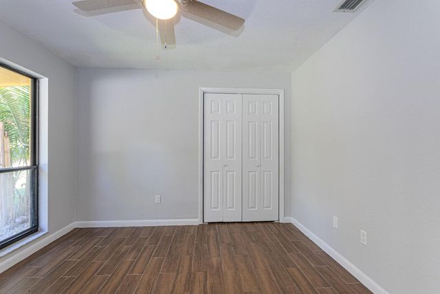 169 Armadillo Way, West Palm Beach, FL 33411