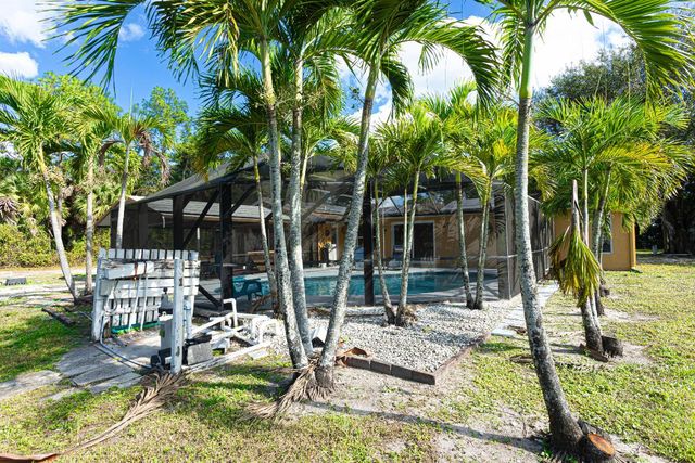 169 Armadillo Way, West Palm Beach, FL 33411