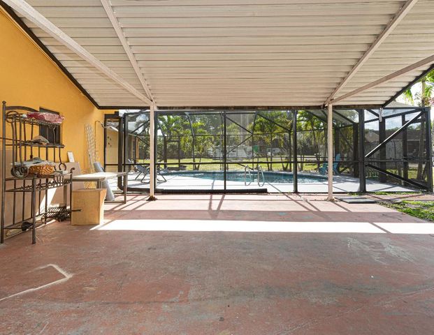 169 Armadillo Way, West Palm Beach, FL 33411