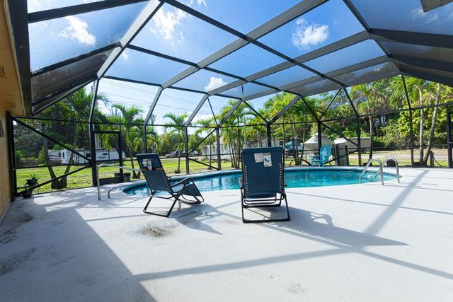 169 Armadillo Way, West Palm Beach, FL 33411