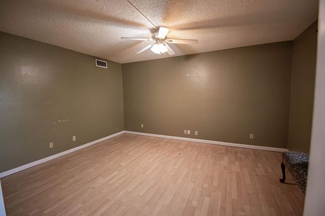 2806 Round Tower, Port Neches, TX 77651