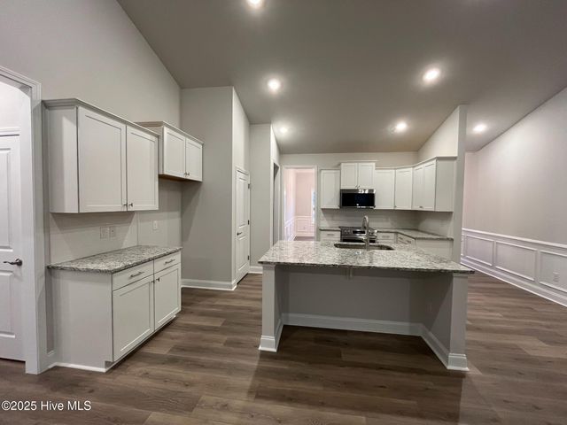 1167 Natal Drive SE, Bolivia, NC 28422