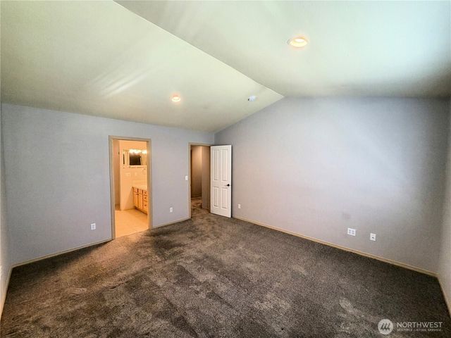 8428 Veterans Drive SW, Lakewood, WA 98498