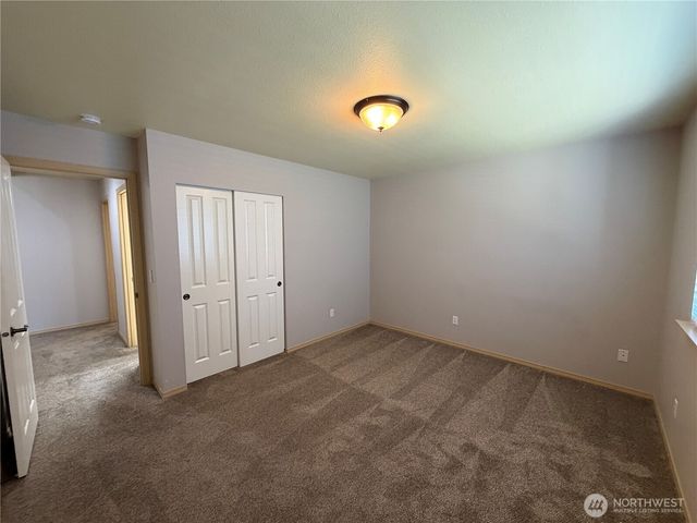 8428 Veterans Drive SW, Lakewood, WA 98498