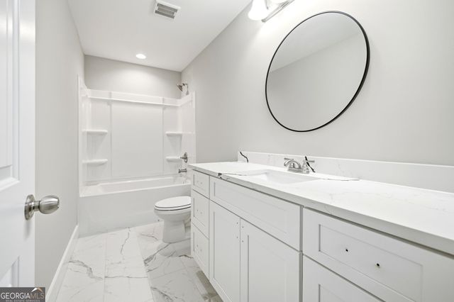 318 Stonington Drive, Mount Airy, GA 30563