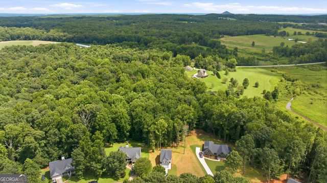 318 Stonington Drive, Mount Airy, GA 30563