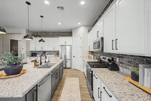 19088 E AUBREY GLEN Road, Queen Creek, AZ 85142