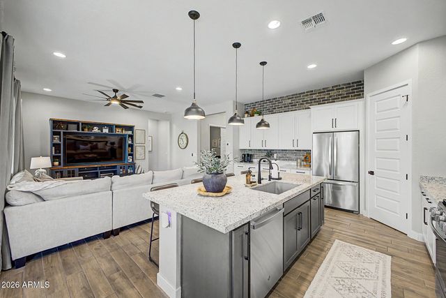 19088 E AUBREY GLEN Road, Queen Creek, AZ 85142