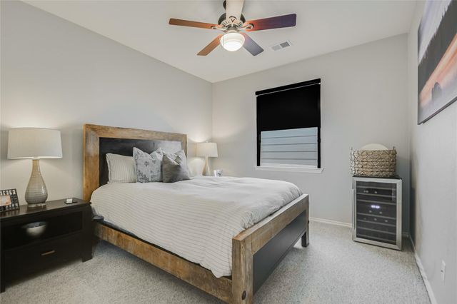 2817 Kinney Oaks CT, Austin, TX 78704