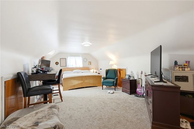 2005 Lindbergh Avenue, Cuyahoga Falls, OH 44223