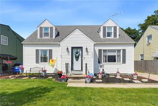 2005 Lindbergh Avenue, Cuyahoga Falls, OH 44223