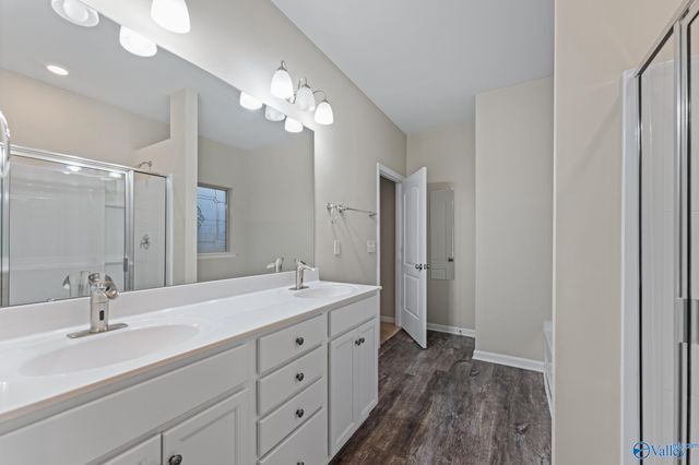 300 Dinner Tree Square, Huntsville, AL 35811