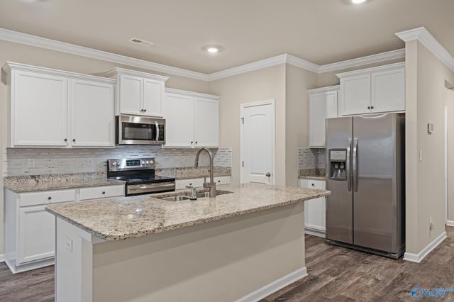 300 Dinner Tree Square, Huntsville, AL 35811