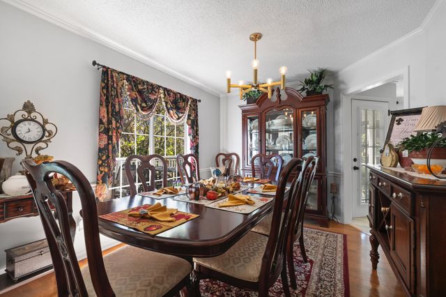 5710 Edgmon Road, Ooltewah, TN 37363