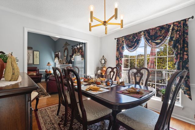 5710 Edgmon Road, Ooltewah, TN 37363