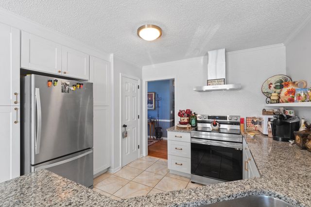 5710 Edgmon Road, Ooltewah, TN 37363