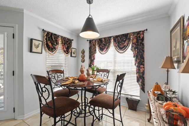 5710 Edgmon Road, Ooltewah, TN 37363