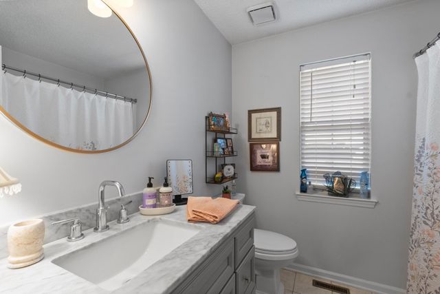 5710 Edgmon Road, Ooltewah, TN 37363