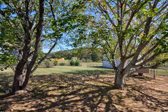 5710 Edgmon Road, Ooltewah, TN 37363