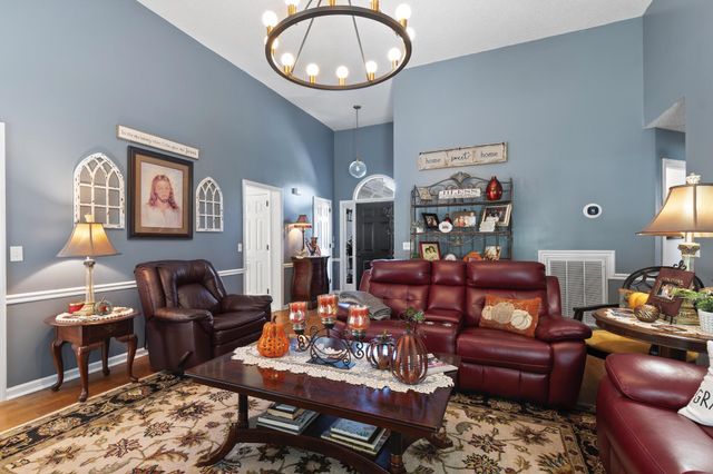 5710 Edgmon Road, Ooltewah, TN 37363