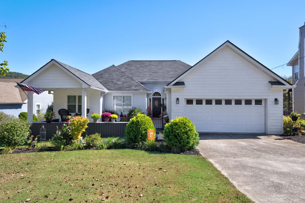 5710 Edgmon Road, Ooltewah, TN 37363