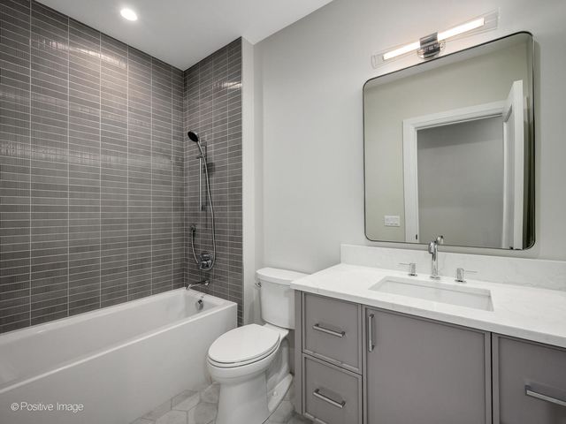 1917 Washington Avenue, Wilmette, IL 60091