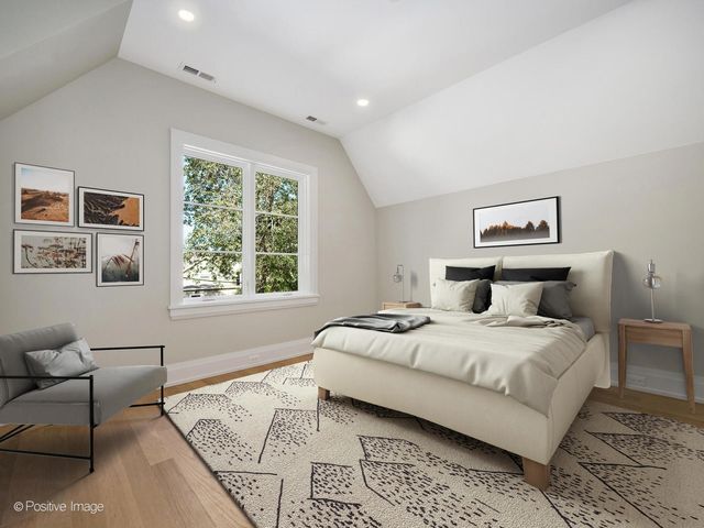 1917 Washington Avenue, Wilmette, IL 60091