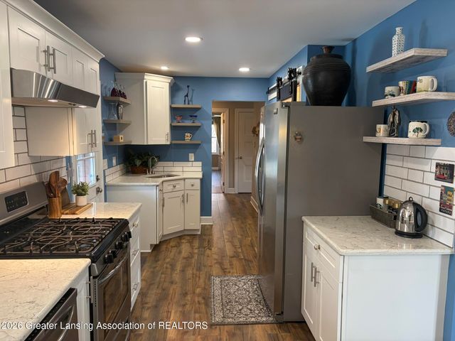 4942 Holt Road, Holt, MI 48842