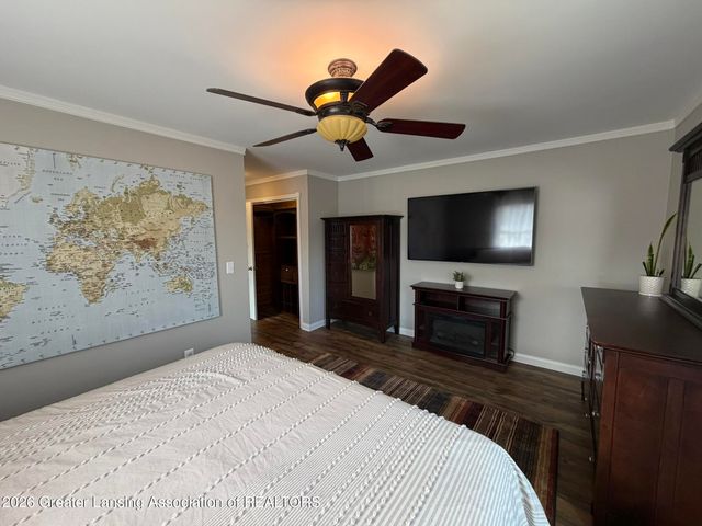 4942 Holt Road, Holt, MI 48842