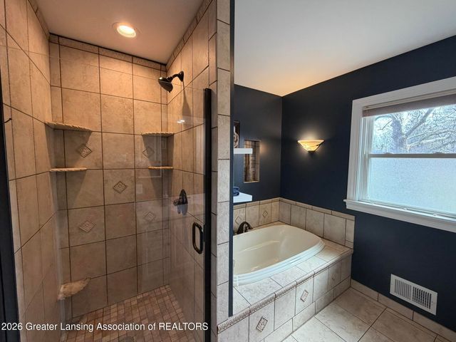 4942 Holt Road, Holt, MI 48842