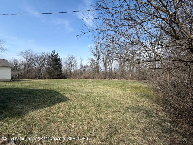 4942 Holt Road, Holt, MI 48842