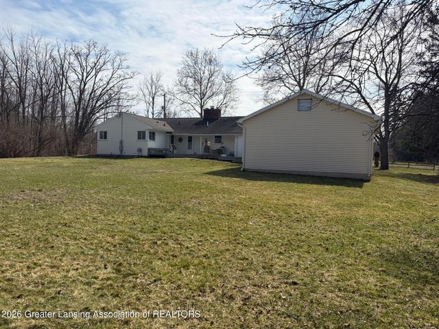4942 Holt Road, Holt, MI 48842