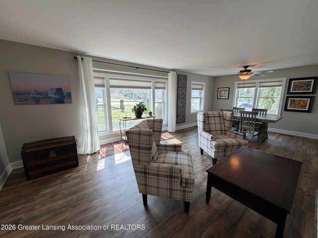 4942 Holt Road, Holt, MI 48842