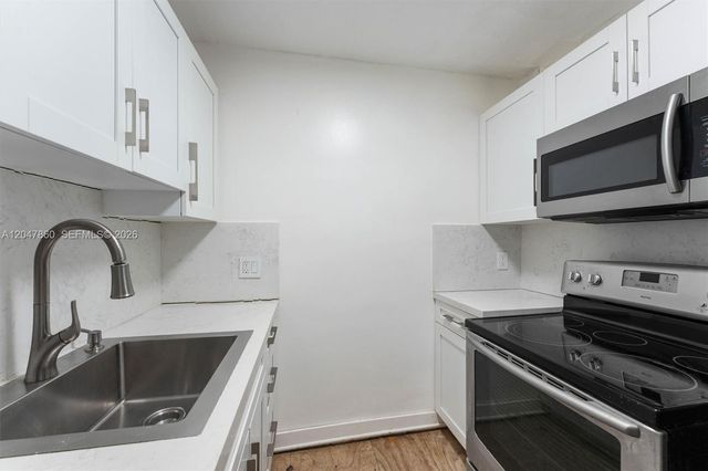 900 Atlantic Shores Blvd 130, Hallandale Beach, FL 33009