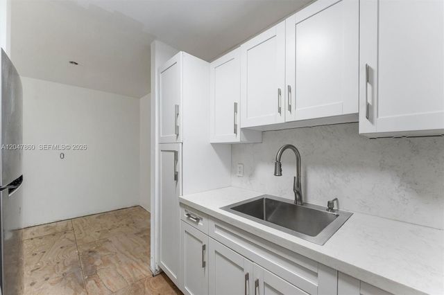 900 Atlantic Shores Blvd 130, Hallandale Beach, FL 33009