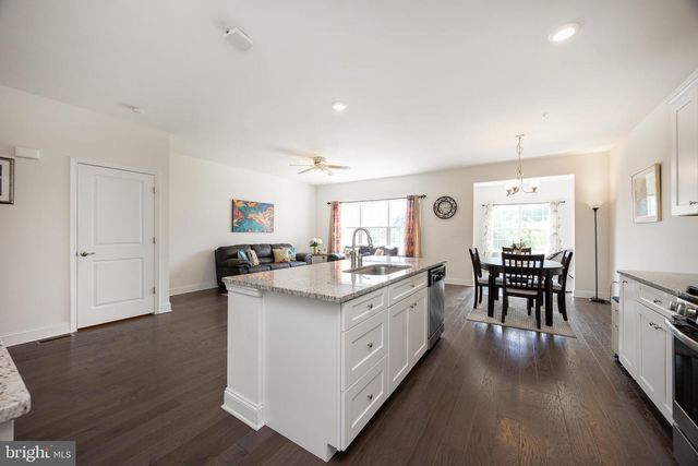 121 GOLDEN VALE DR, Royersford, PA 19468