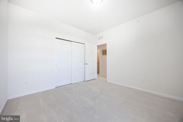 121 GOLDEN VALE DR, Royersford, PA 19468