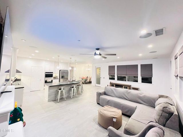 9898 Rhone Street, Ventura, CA 93004