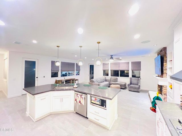 9898 Rhone Street, Ventura, CA 93004