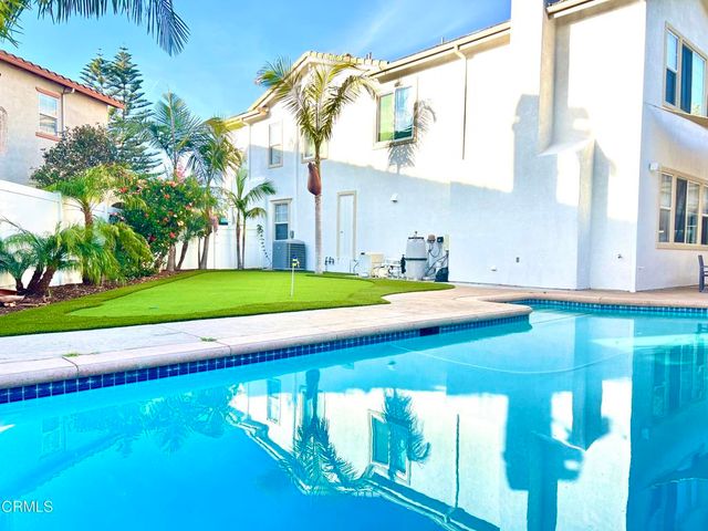 9898 Rhone Street, Ventura, CA 93004