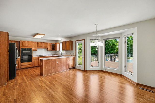 3416 Surrey Lane, Mason, OH 45040