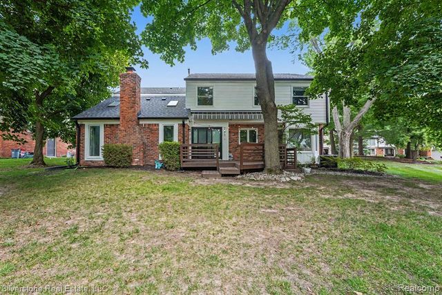 2945 Cedar Ridge Drive, Troy, MI 48084