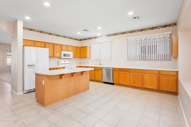 9225 W MARY ANN Drive, Peoria, AZ 85382