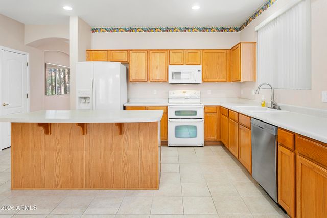 9225 W MARY ANN Drive, Peoria, AZ 85382