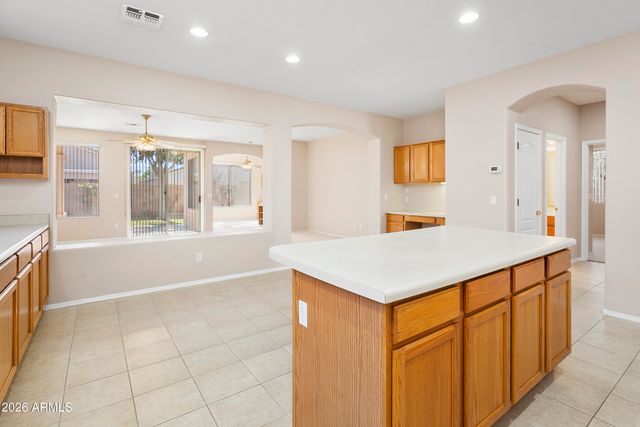 9225 W MARY ANN Drive, Peoria, AZ 85382