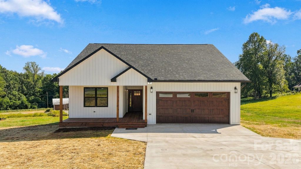 2931 Frank Whisnant Road, Morganton, NC 28655