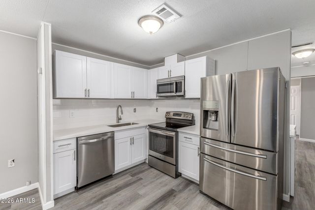 5601 W Missouri Avenue 218, Glendale, AZ 85301